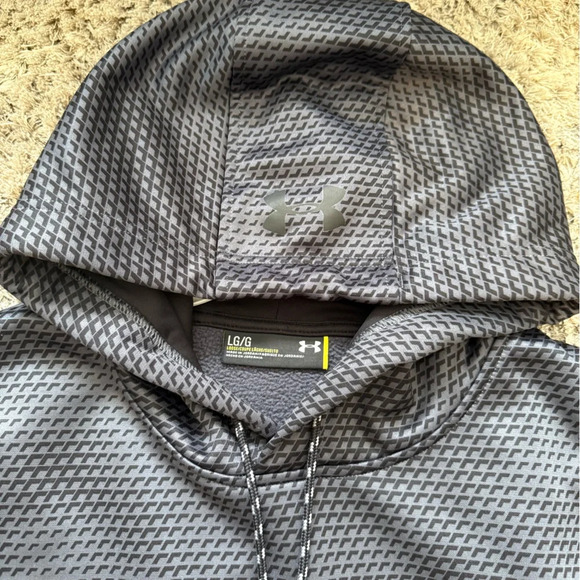Under Armour Textured Gray Hoodie Size L - Picture 4 of 8